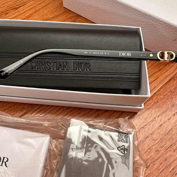 CHRISTIAN DIOR 30MontaigneMini Sunglasses - Picture 9 of 12